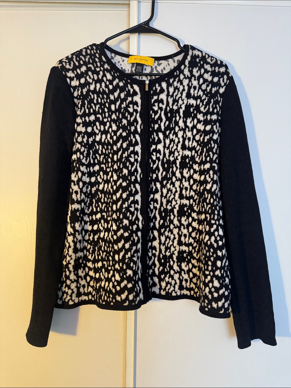 St. John Sport black and white animal print knit zip cardigan sweater jacket